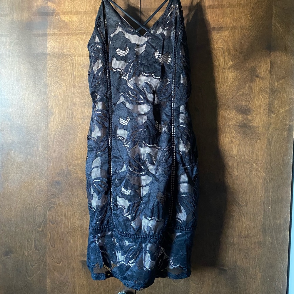 Black and lace bodycon dress